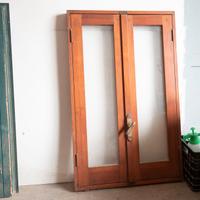 Finestre in legno con vetro – struttura robusta