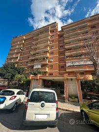 Attico 5 vani con ampio terrazzo