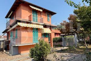 Casa Indipendente Bra [Rif. 26040VRG]