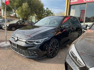 Volkswagen Golf 8 GTD 2.0 200cv DSG