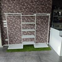 Arredamento negozio di abbigliamento 