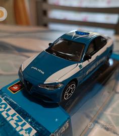 Alfa Giulia Polizia 1/43 Burago 