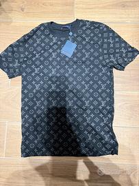 T-shirt Louis Vuitton