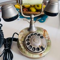 Telefono vintage in onice
