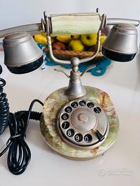 Telefono vintage in onice