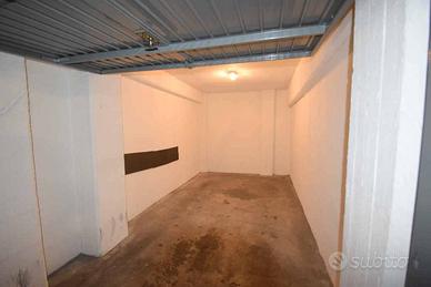 Rif.2460RG44172| garage piacenza