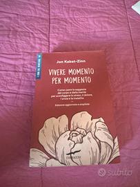 Libro 'Vivere Momento per momento'