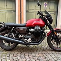 Moto Guzzi V7 III Stone 2020