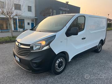 FURGONE OPEL VIVARO TRAFIC PASSO MEDIO
