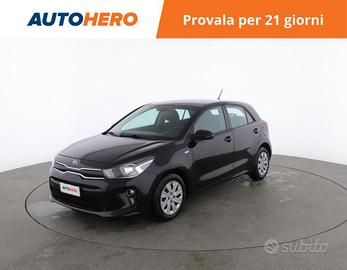 KIA Rio HR09631
