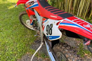 hm  F450 variante D versione E del 2004.