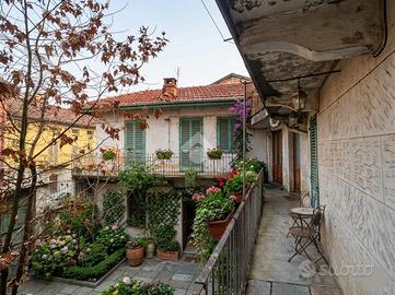 CASA SEMINDIPENDENTE A GASSINO TORINESE