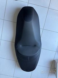 Sella originale Yamaha per XMax e Tricity 300