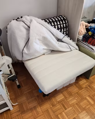 poltrona letto IKEA 