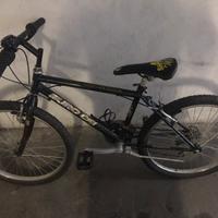 Bibicletta mountain bike da 24
