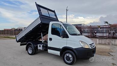 IVECO Daily 35C10 ribaltabile trilaterale