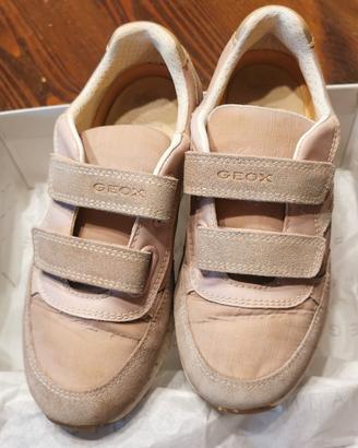 Geox bambina mis. 32 ottime