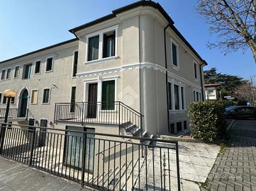 NEGOZIO A BASSANO DEL GRAPPA