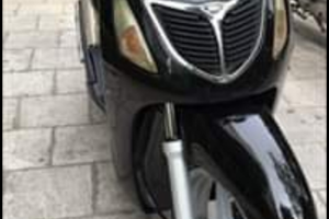 SH 150 con soli 13 Mila km iscritto ASI