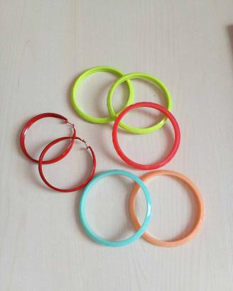 BRACCIALI E ORECCHINI