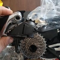 SRAM Red axs 12v