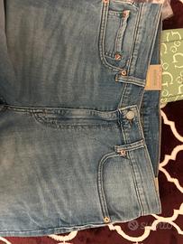 Levis 512