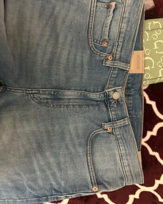 Levis 512