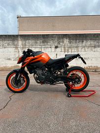 KTM duke 790 L