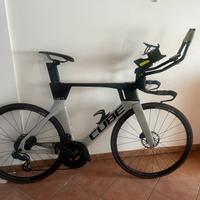 Cube c68 tt bici crono/triathlon