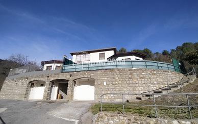 00GV168 - APPARTAMENTO IN VILLA SENZA SPESE CON GI