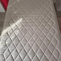 Materasso a molle a una piazza mezza