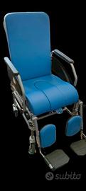 Sedia per disabili con wc e schienale reclinabile 