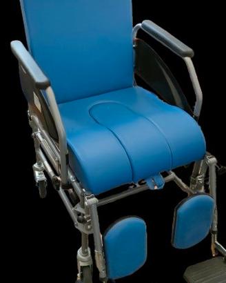 Sedia per disabili con wc e schienale reclinabile 