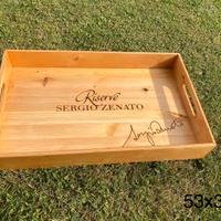 Vassoio in legno realizzato con cassette vino