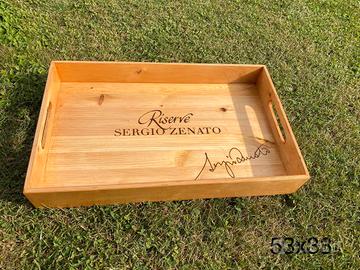 Vassoio in legno realizzato con cassette vino