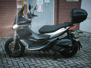 scooter sr 125 gt