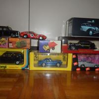 Lotto di 10 modellini varie marche