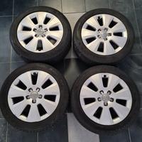 4 CERCHI IN LEGA ORIGINALI AUDI DA 17" CON GOMME