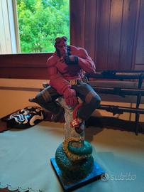 Hellboy statua-figure 