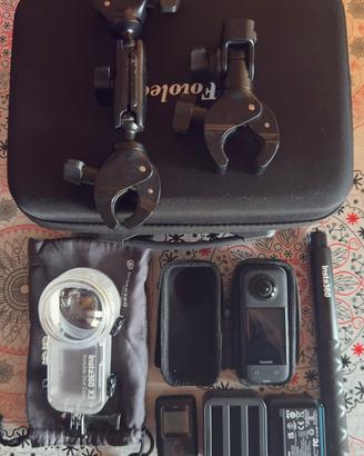 Insta 360 X3 + accessori