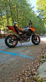 ktm duke 690 