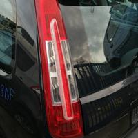 Fanale posteriore sinistro FORD C MAX del 2009