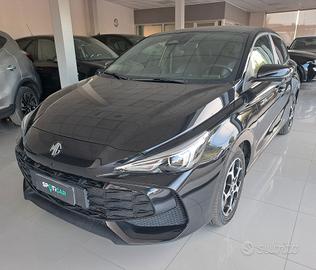 MG3 1.5 Hybrid+ Luxury km 23572 garanzia 7 Anni