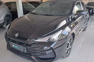 MG3 1.5 Hybrid+ Luxury km 23572 garanzia 7 Anni
