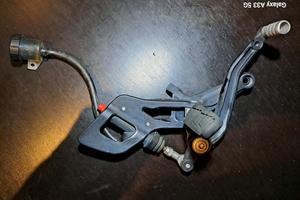 Ktm Duke 690 R mod '17, pedana, leva e pompa freno