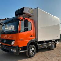 Mercedes Atego 1022 frigo con sponda