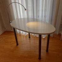 scrivania tavolo Ikea ovale