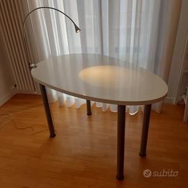 scrivania tavolo Ikea ovale