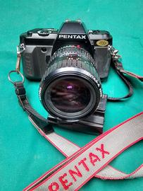 Fotocamera Pentax P30n con Accessori