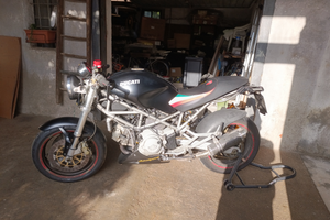 Ducati Monster 1000